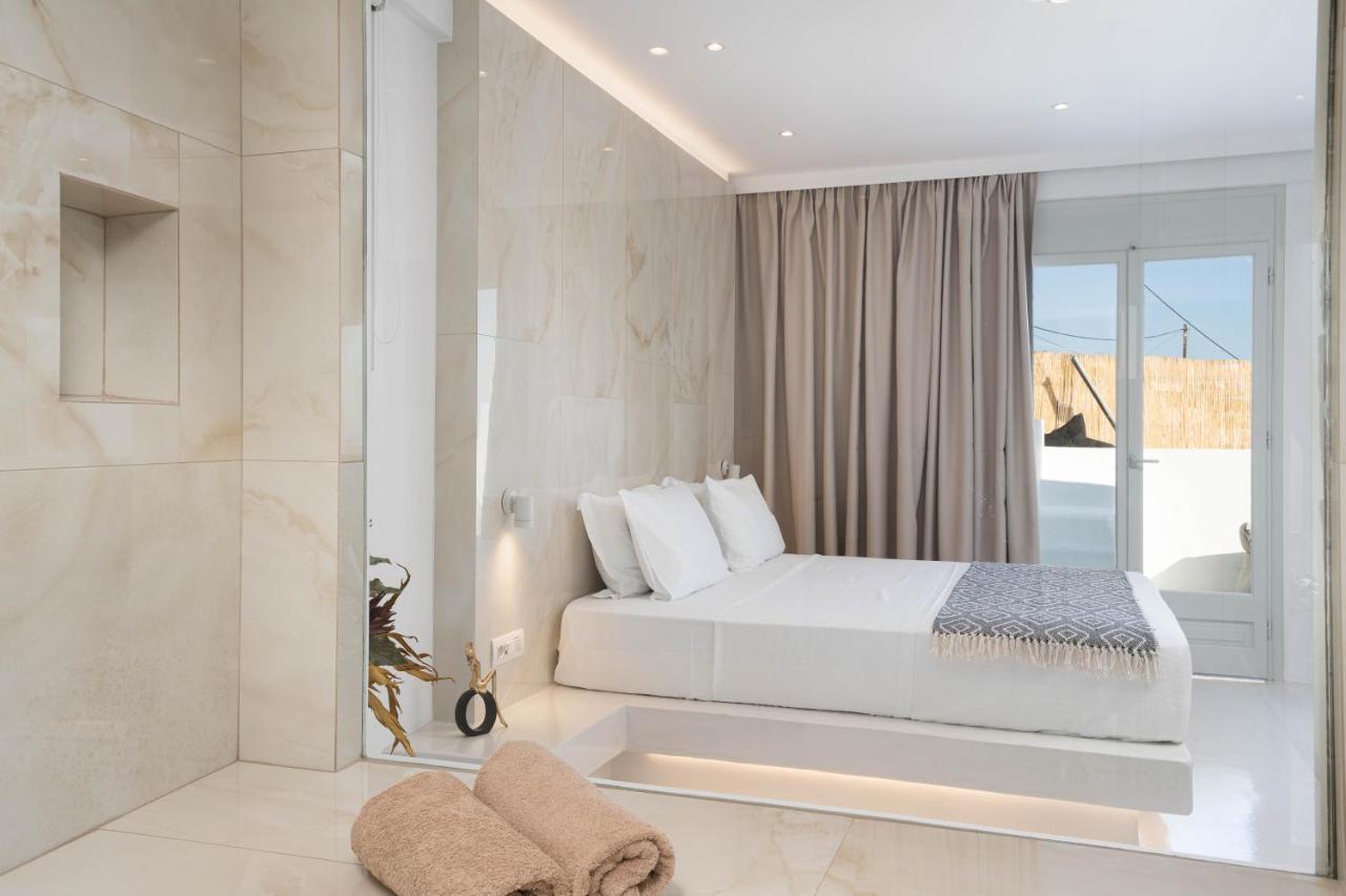 Cycladic Suites & Spa Fira  Extérieur photo