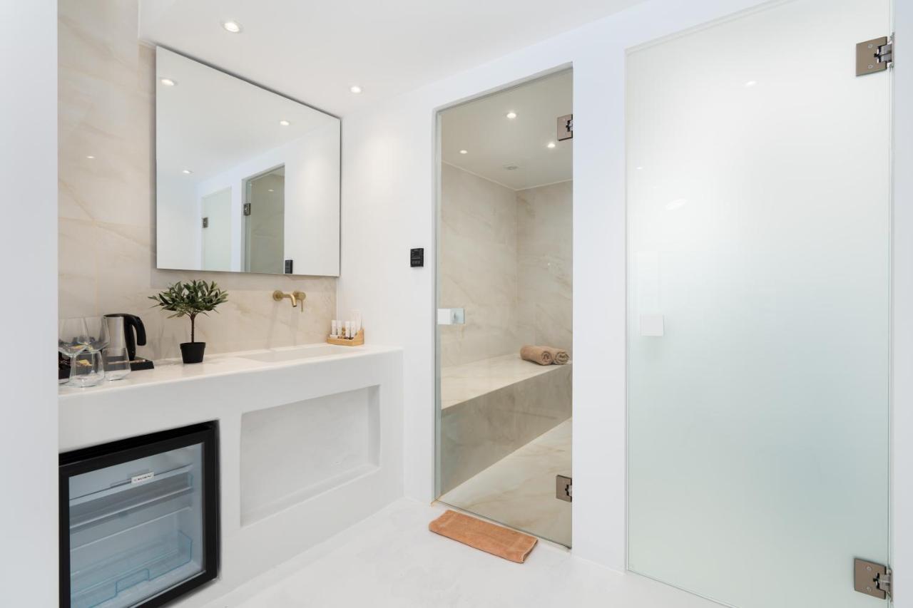 Cycladic Suites & Spa Fira  Extérieur photo