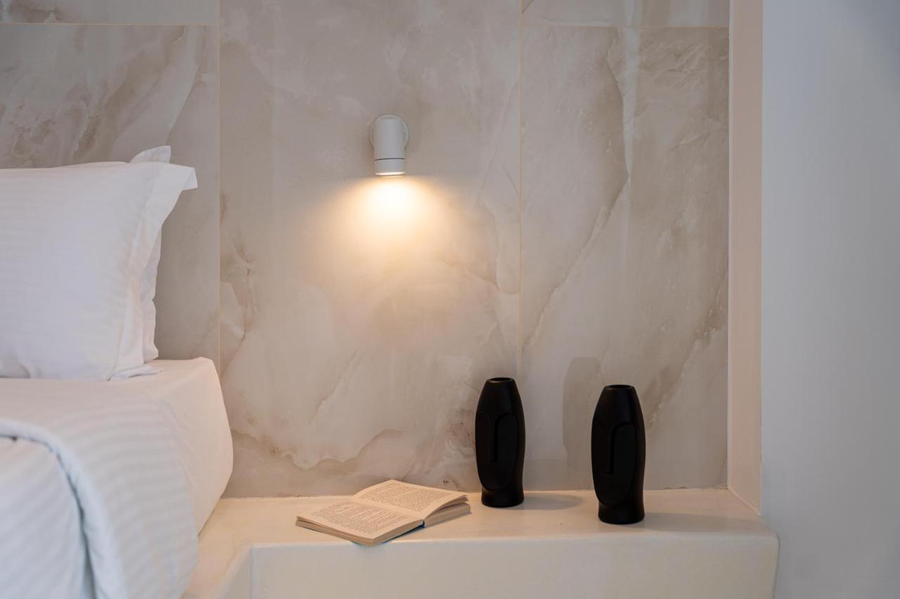 Cycladic Suites & Spa Fira  Extérieur photo