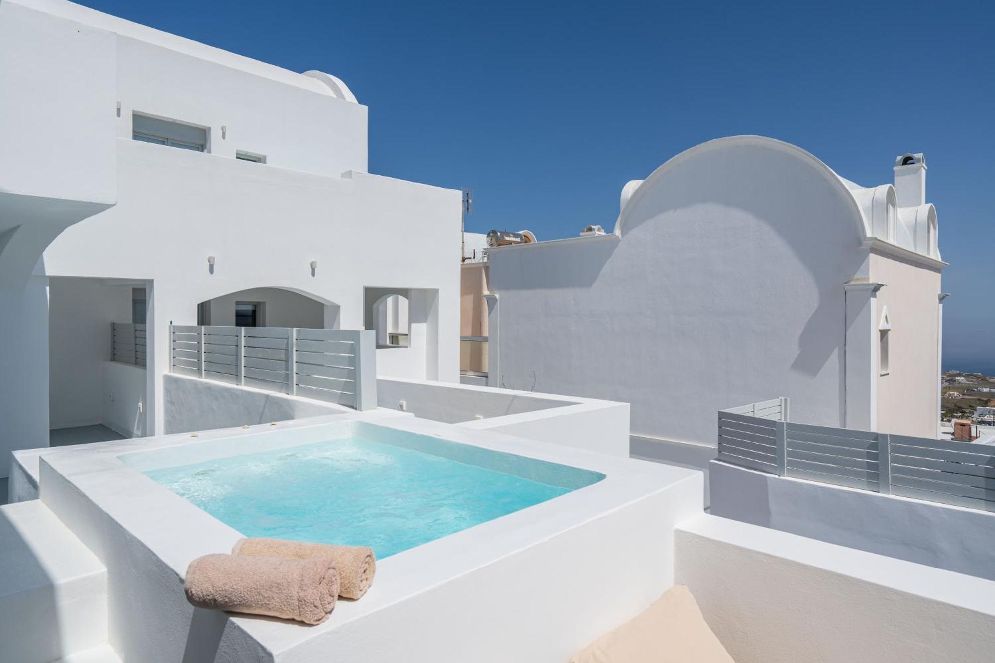 Cycladic Suites & Spa Fira  Extérieur photo