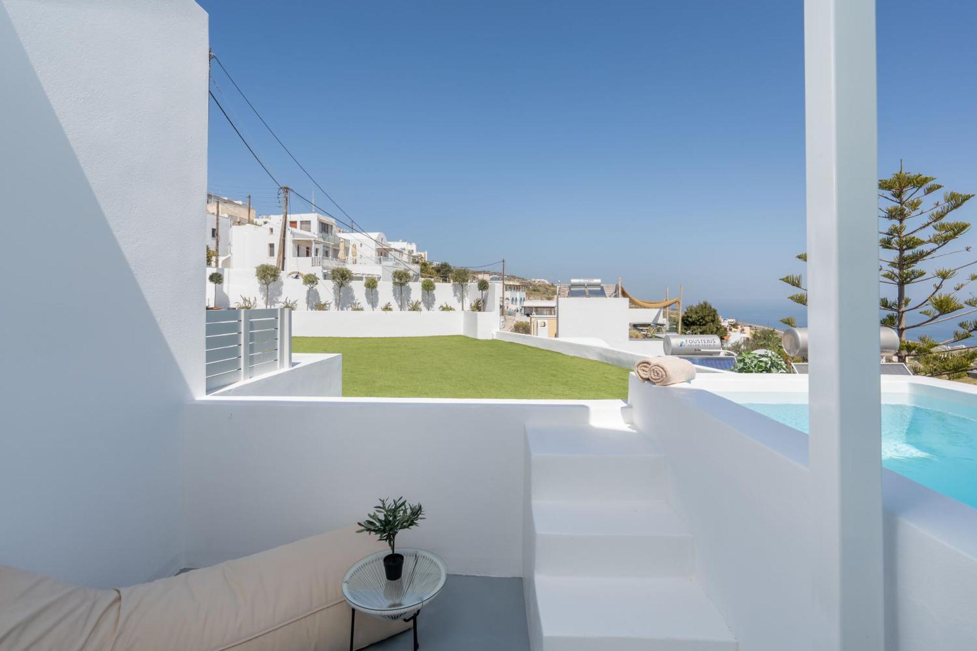 Cycladic Suites & Spa Fira  Chambre photo